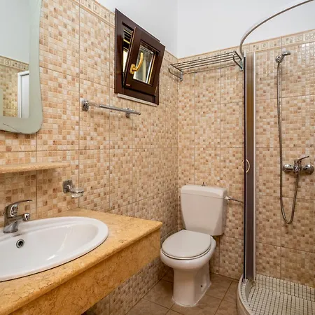 Mandraki Paradise شقة