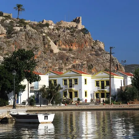 Lägenhet Mandraki Paradise Meyísti