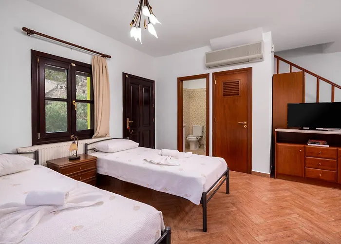 Mandraki Paradise * ماغيستي