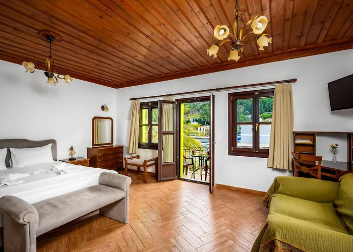 Mandraki Paradise ماغيستي